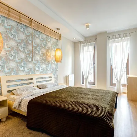 Old Town Szafarnia & By Renters Appartement
