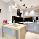 Apartment Old Town Szafarnia & By Renters *
