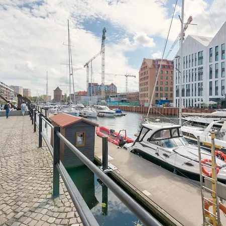 Apartamento Old Town Szafarnia & By Renters *