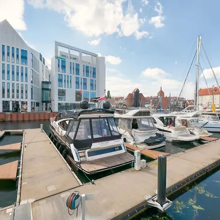 Old Town Szafarnia & By Renters Gdansk