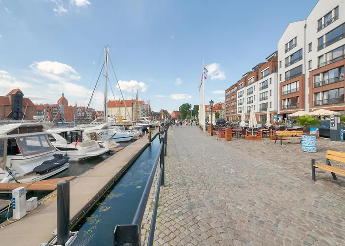 Apartment Old Town Szafarnia & By Renters Gdansk